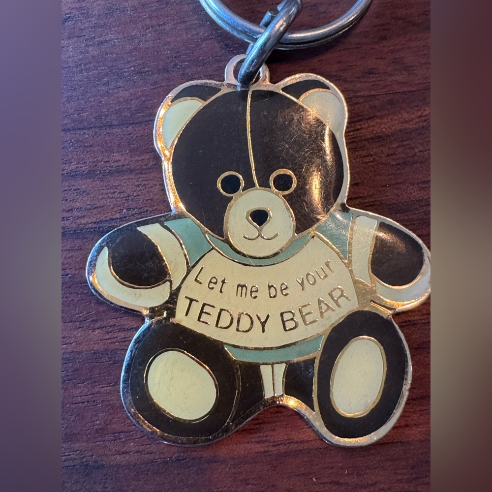 Swib Adorable Vintage Teddy Bear Keychain - Black and Gold - Picture 1 of 5